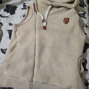 Wanakome Cream Sherpa Fleece Vest